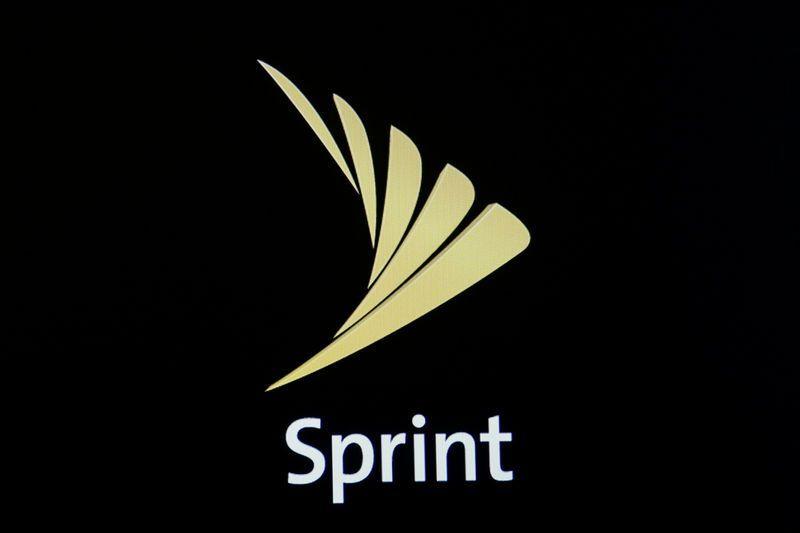 Sprint Logo - Democratic senators urge administration to reject Sprint T-Mobile merger
