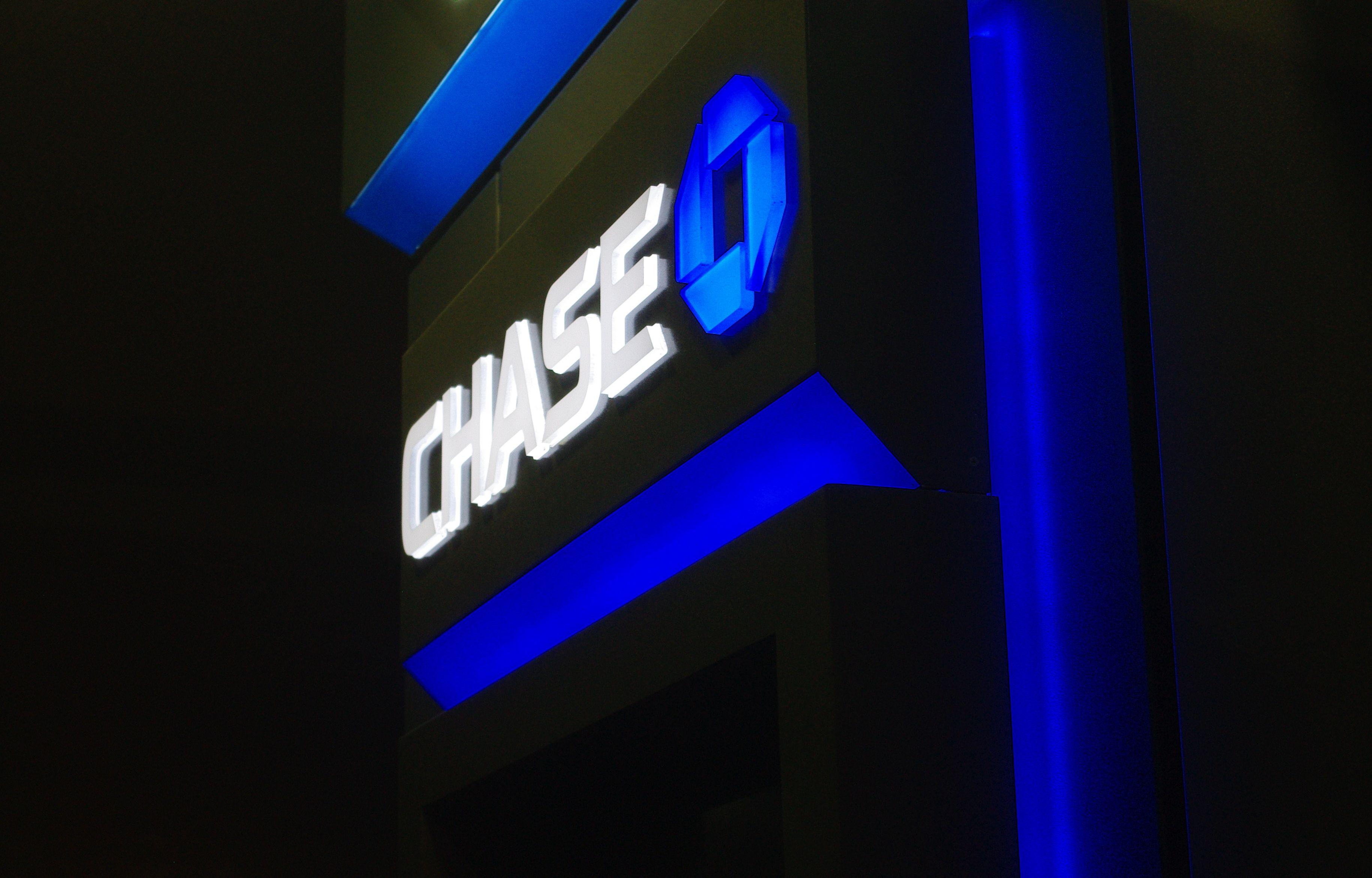 Chase Logo - File:Chase ATM at 48th logo - Hillsboro, Oregon.JPG - Wikimedia Commons