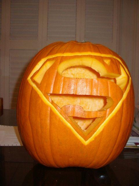 Pumpkin Superman Logo - Superman Pumpkin 1 | Miss/Mme/Sig.na/Frau Kwan's Blackboard