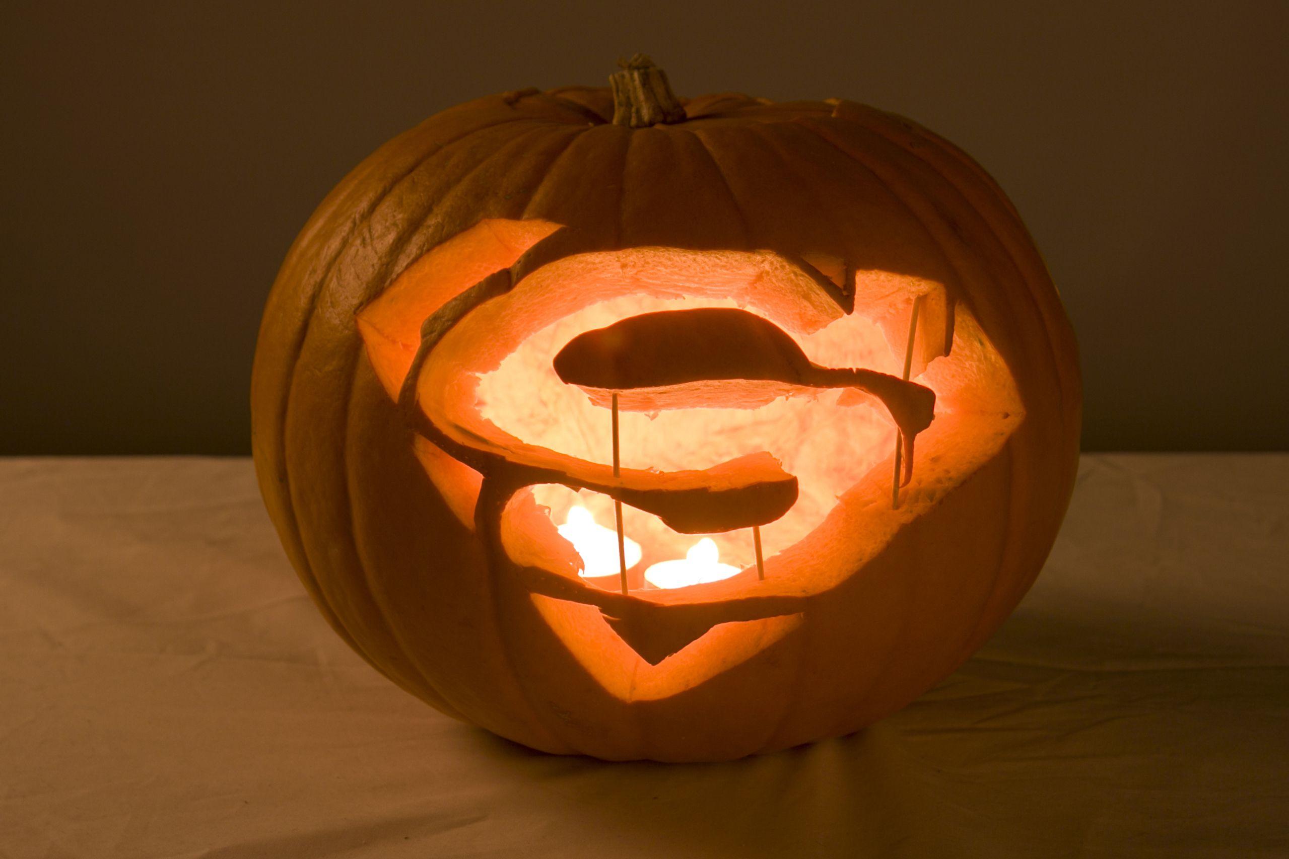 Pumpkin Superman Logo - Need Inspiration? The TruffleShufflers Have Created Some Retro 80′s ...