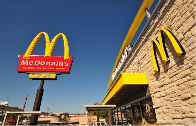 McDonald's Restaurant Logo - The History of McDonald's and their Logo Design