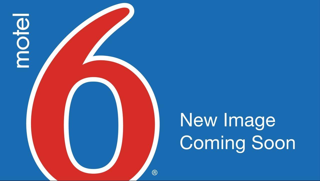 Motel 6 Logo - Motel 6 Logos