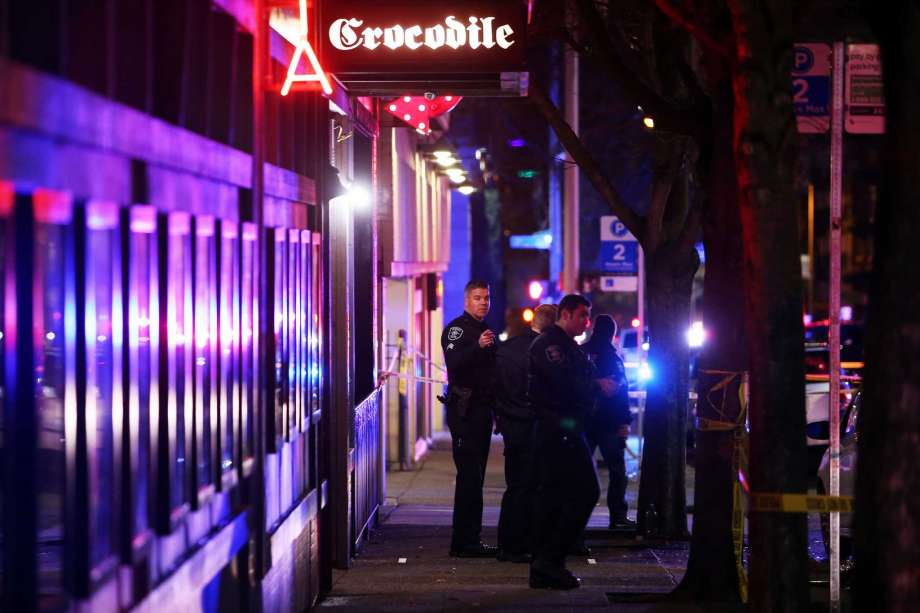 Seattle Crocodile Logo - Police: 3 shot at Belltown venue - seattlepi.com