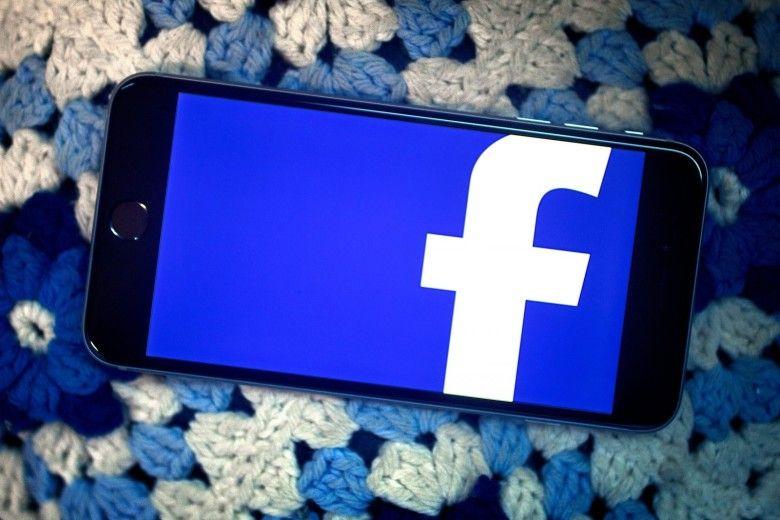 Facebook iPhone Logo - Facebook smart speaker delayed as privacy scandal grows