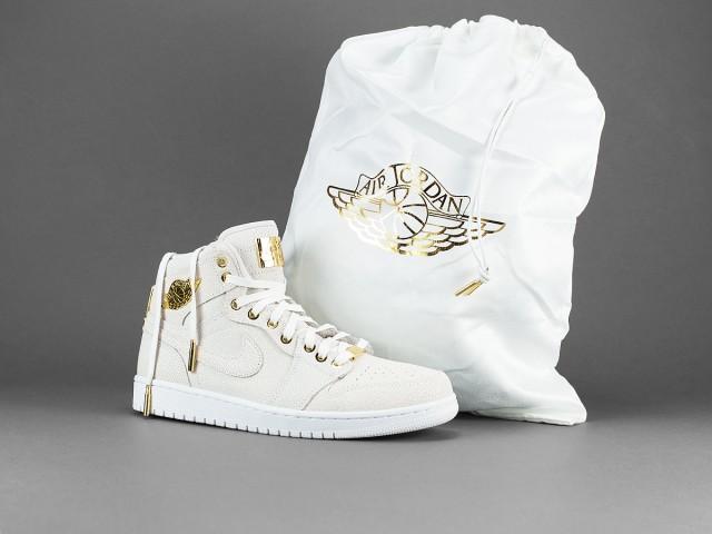 Gold White Jordan Logo - Air Jordan 1 24K Gold Pinnacle Packaging - Sneaker Bar Detroit