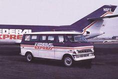 Federal Express Old Logo - Best FedEx Throwbacks image. Cargo airlines, Fedex express, Air