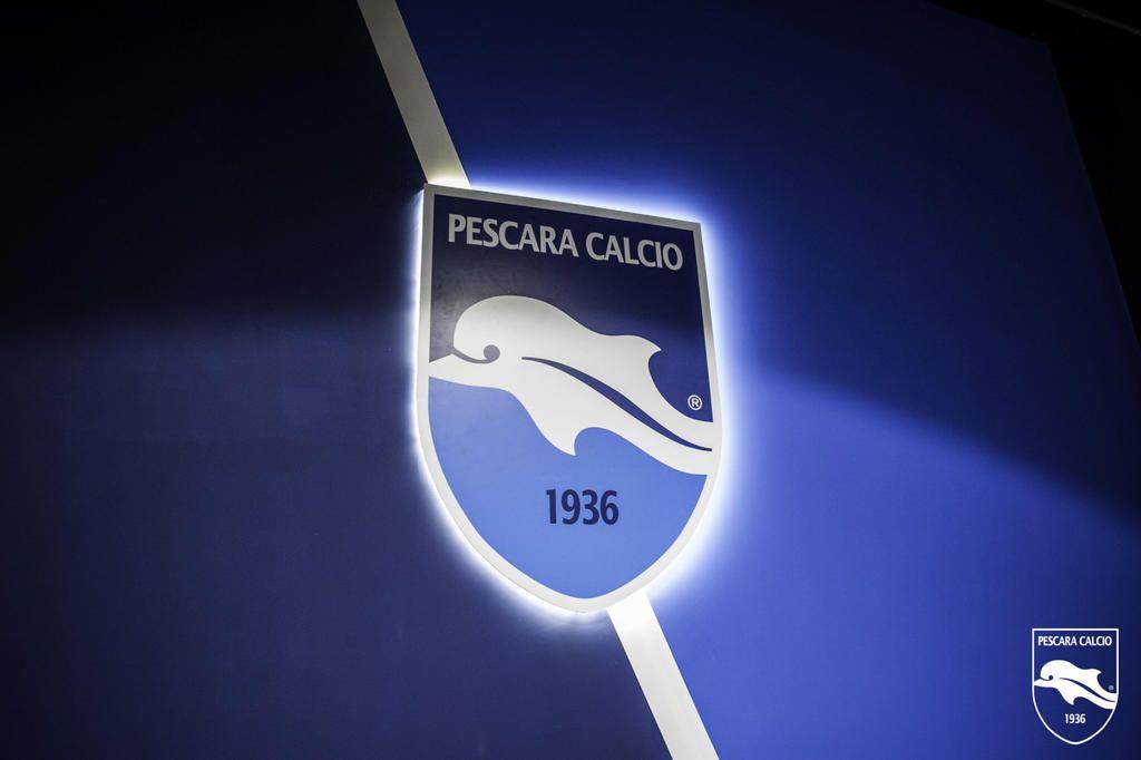 Pescara Calcio Logo - Presentati in conferenza stampa i Pescara Bond