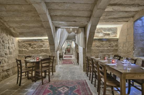 Red White Restaurant Logo - Redwhite Restaurant, Rabat - Restaurant Reviews, Phone Number ...