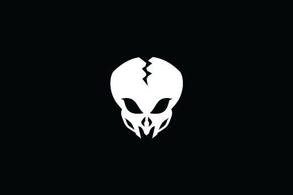 Black and White Alien Logo - Alien Skull Logo Template Logo Templates Creative Market