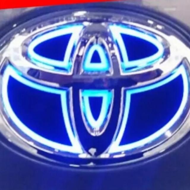 Blue Toyota Logo - Blue LED Lighted Toyota Logo, Car Accessories on Carousell