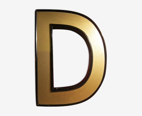 Gold and Black D Logo - Teaches letter D vintage gold outlined in black format 15 x 21cm