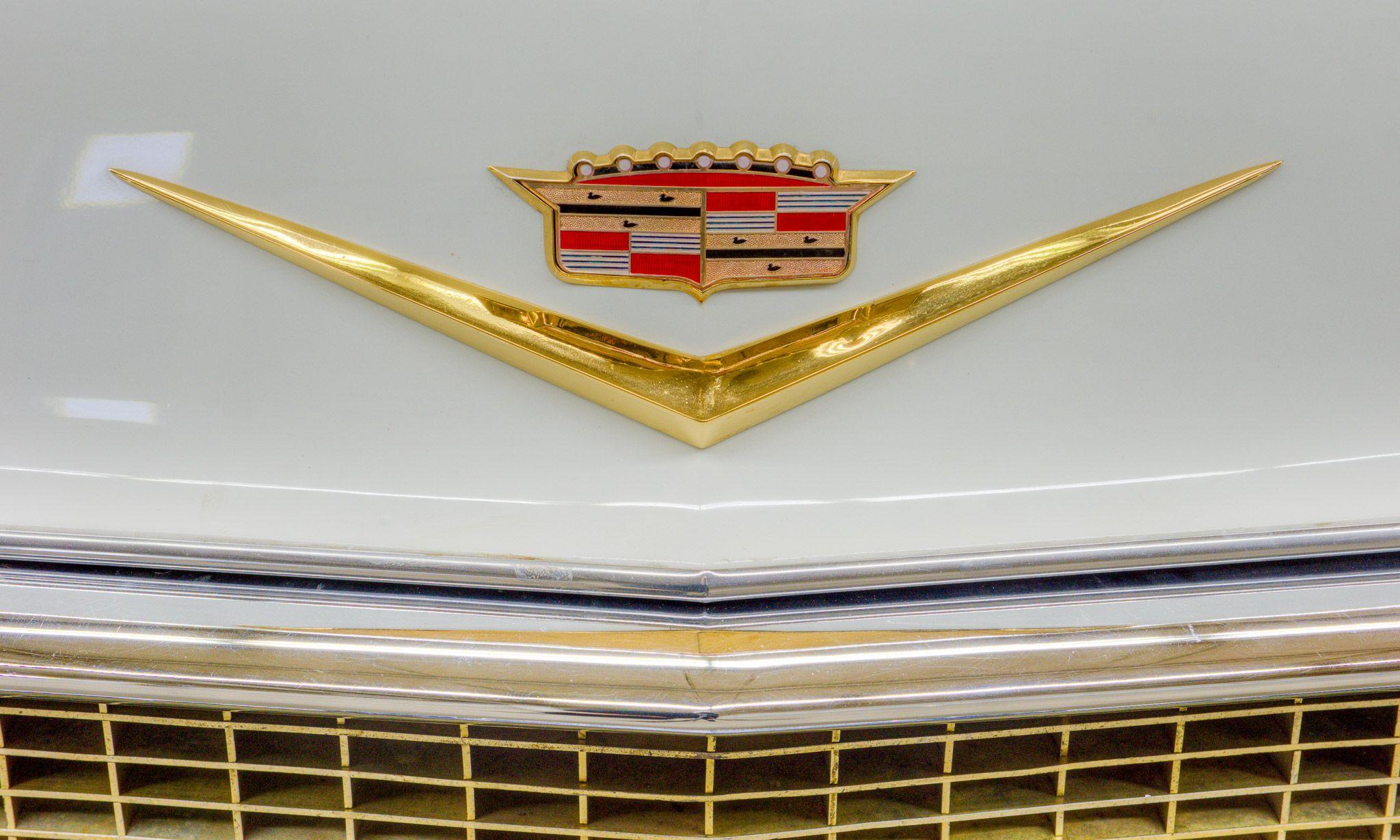 Classic Cadillac Logo - Cadillac Series 62 Eldorado Biarritz. Classic Car Photo