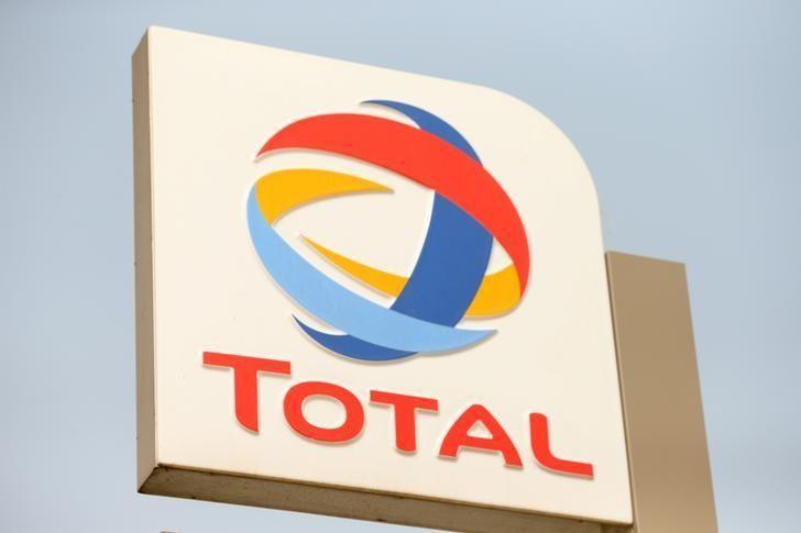 Major Oil Company Logo - Oil major Total's CEO says will not give up on Venezuela | Reuters
