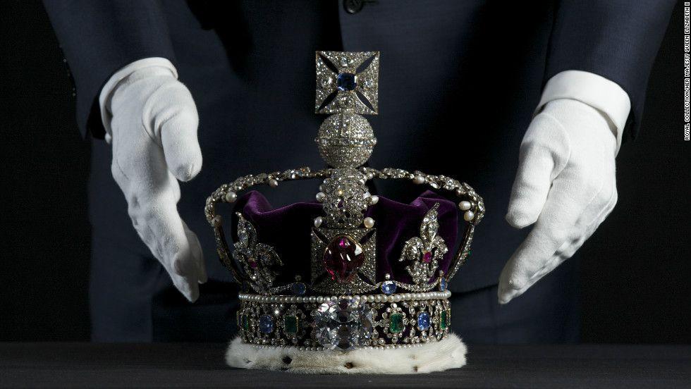 Black Diamond Crown Logo - Crown Jewels sparkle in major new exhibition for Diamond Jubilee - CNN