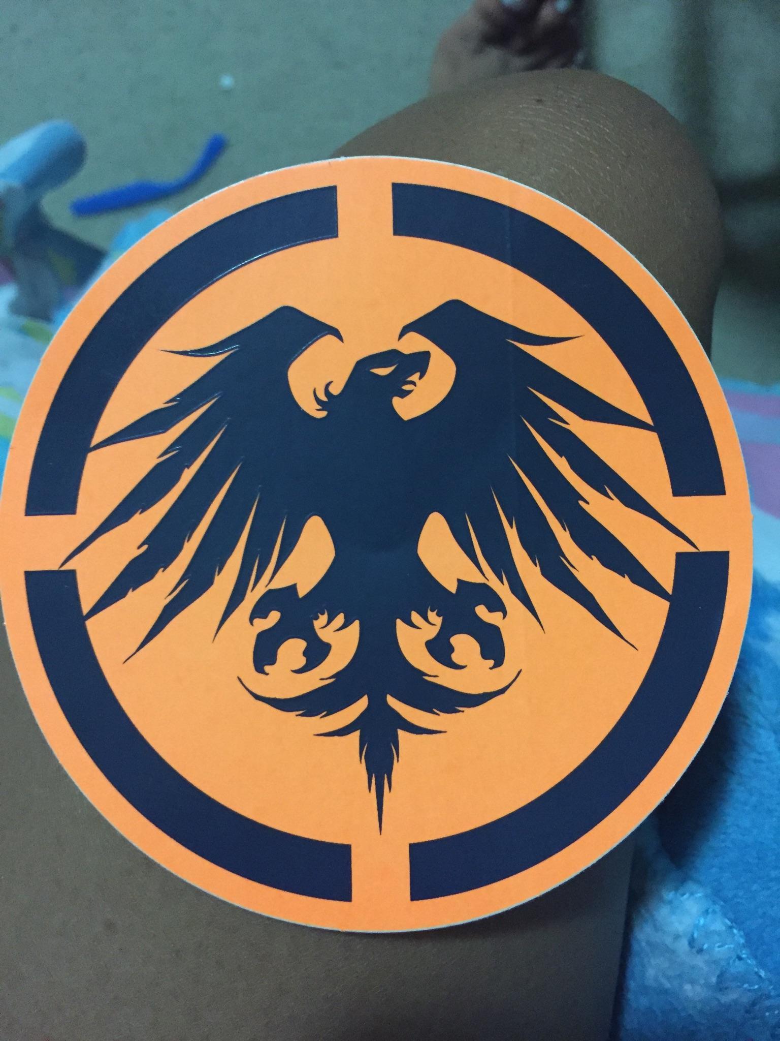 Navy Bird Logo - What is this logo? Orange and navy blue. No text. Graphic eagle ...