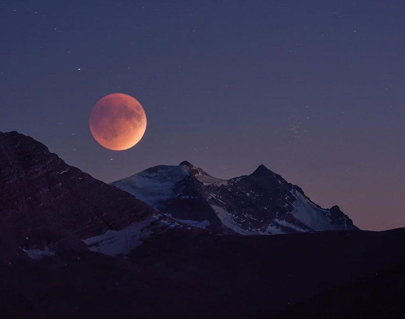 Red Moon Mountain Logo - Photo Of The Super Mega Ultra Blood Moon Eclipse That You