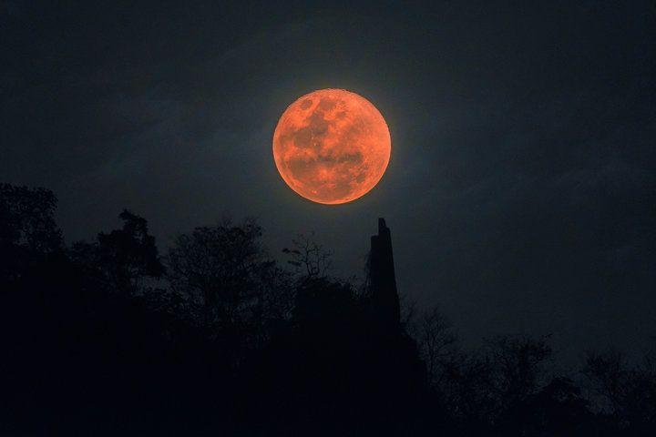 Red Moon Mountain Logo - The Longest Full 'Blood Moon' Of The Century Is Happening This Month ...