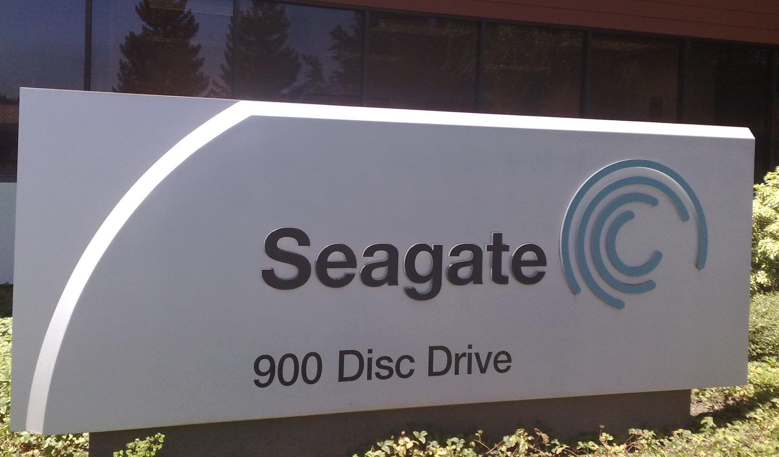 Herbs Seagate Logo - Seagate could release the first 20TB hard drive by 2019