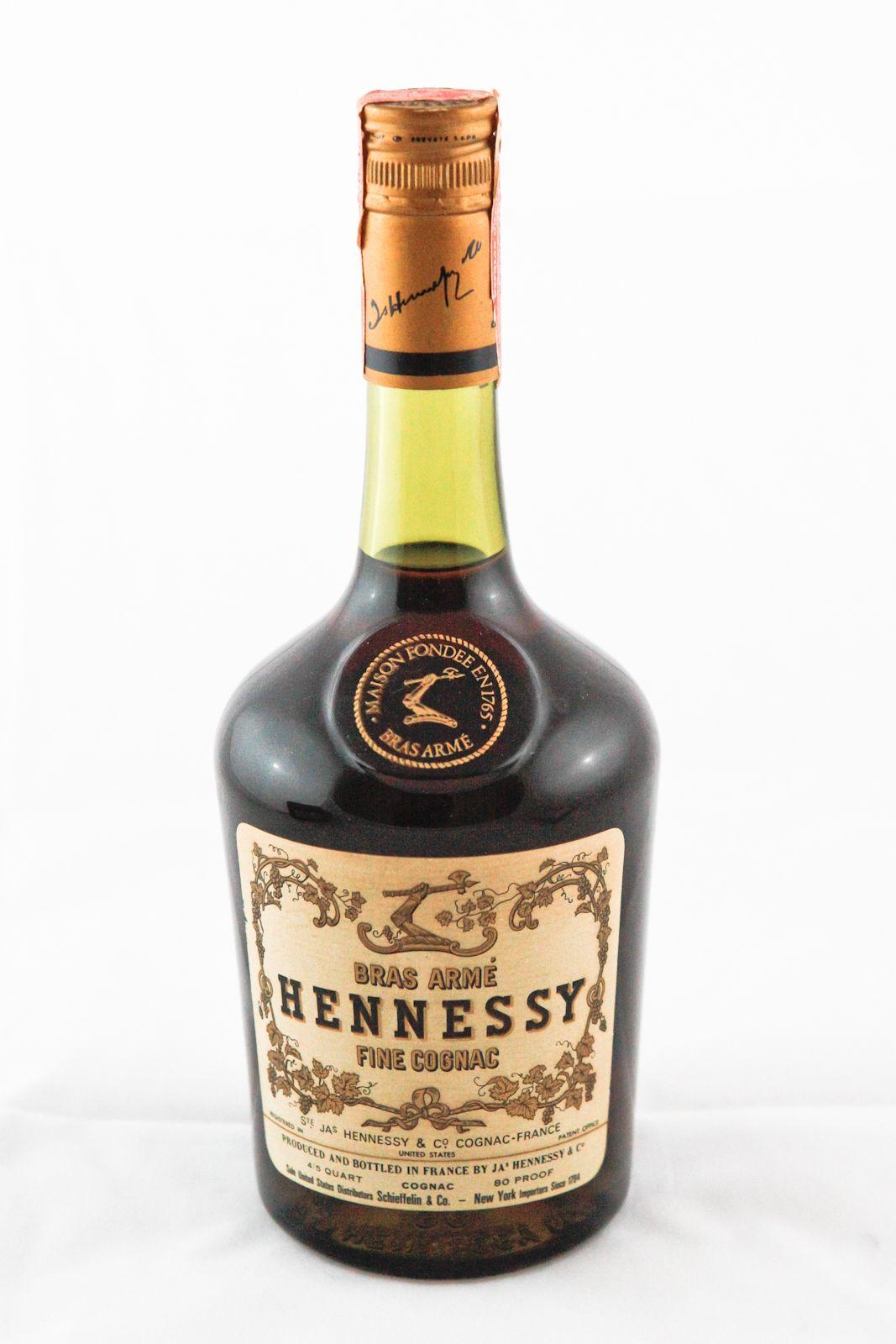 Hennessy Cognac Label Logo - Hennessy Bras Armé Fine Cognac to offer | Cognac Expert Blog
