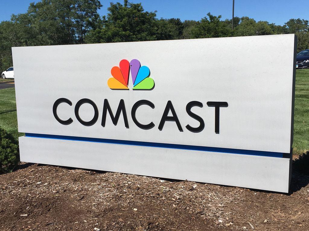 Old FCC Logo - Comcast deleted net neutrality pledge the same day FCC announced