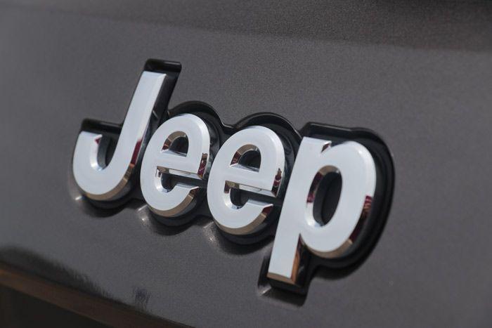 Jeep Grand Cherokee Logo - Conquering The Road In Style With the Jeep Grand Cherokee Overland