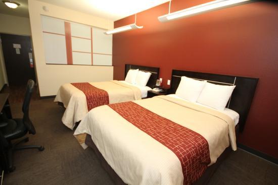 Red Roof Inn New Logo - Brand New 2 Beds of Red Roof Inn & Suites Beaumont