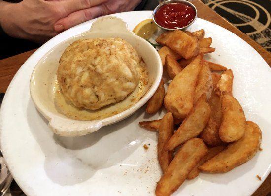 10 Deep Bomb Logo - Crab Bomb (10 ounces) with lightly seasoned wedge cut fries