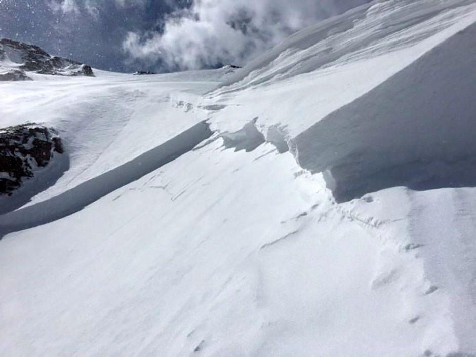Snow Avalanche Logo - Avalanche Safety and What to Look for in Spring Snow Conditions ...