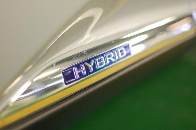 Uncommon Lexus Logo - Hybrids: Should You Buy One? The Pros And Cons