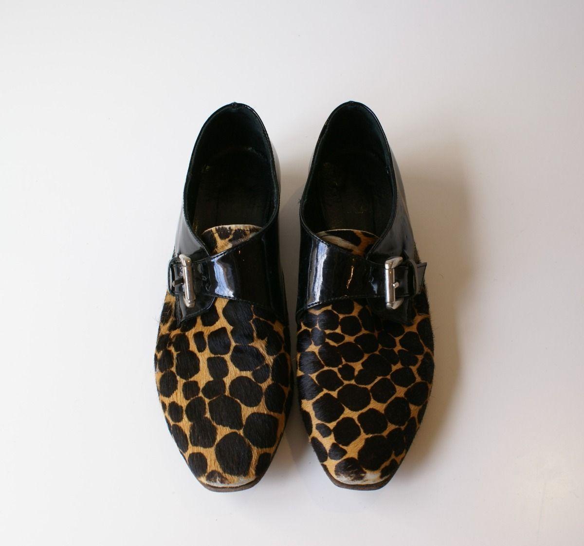 Mishka Zapatos Logo