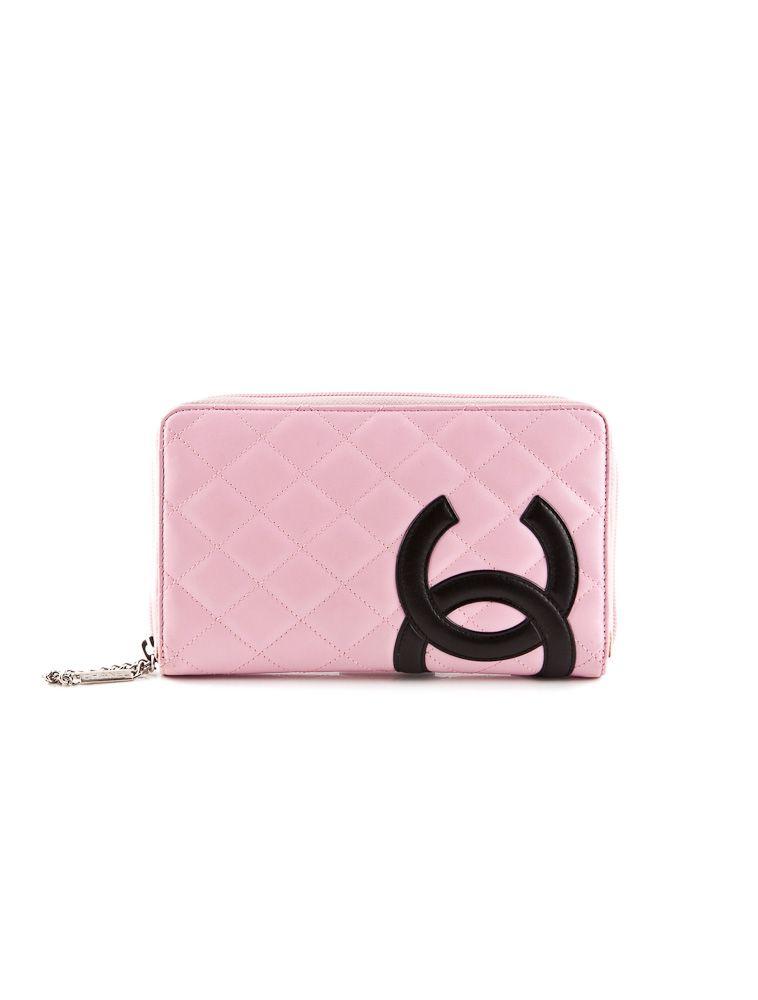 Classy Pink Chanel Logo - Chanel Cambon Ligne Wallet. #chanel #cambonligne #wallet #pink