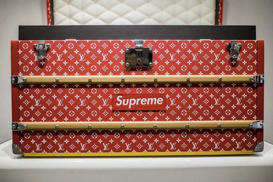 LV Collab Logo - Louis Vuitton Has Finally Confirmed Supreme Collab Pop-Ups - BLEU