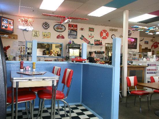 1960'S Restaurant Logo - View inside 60's Cafe. - Picture of 60's Cafe & Diner, Lincoln City ...