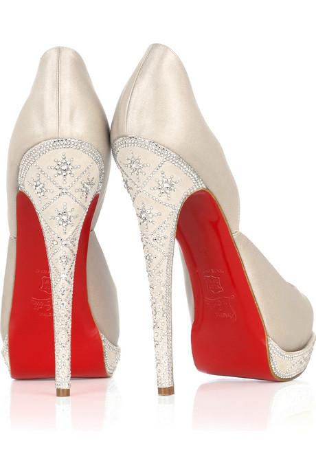 Christian Louboutin Red Bottom Logo - danieb.com | Christian Louboutins Are Now The Only Red Bottoms