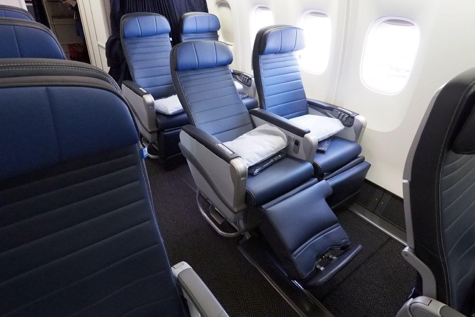 United Economy Seat Logo - The Closest Thing You'll Get to Premium Economy on United