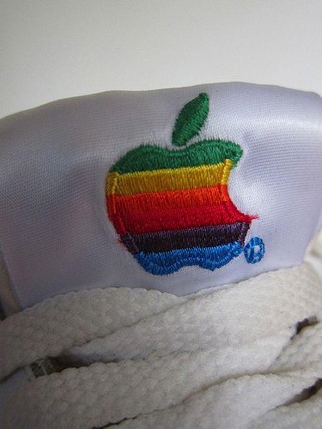Early Apple Logo - Apple Shoes: Vintage Apple Sneakers From The Early '90s | Apple ...