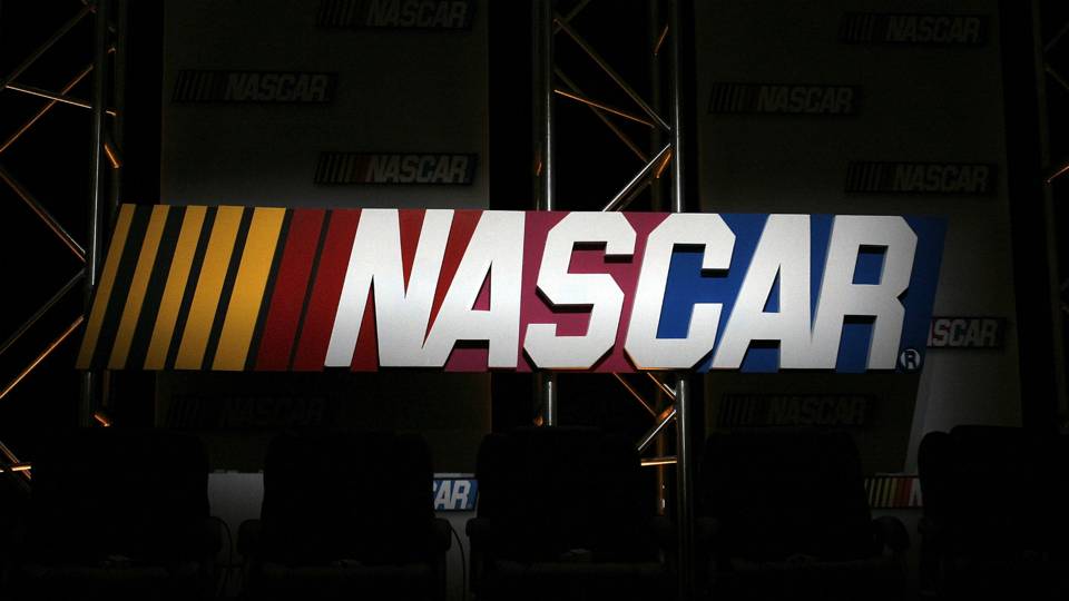 NASCAR Logo - NASCAR changes logo for first time in 40 years