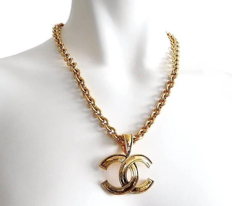 Big Chanel Logo - Vintge Chanel Big CC Logo Gold Necklace, Pendant 1994