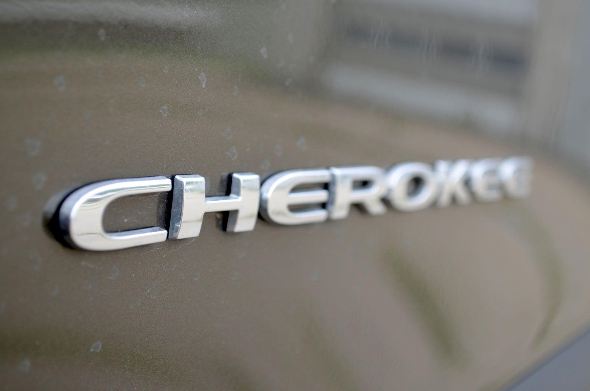 Jeep Cherokee Limited Logo - 2014 Jeep Cherokee Limited - Four Seasons Wrap-Up