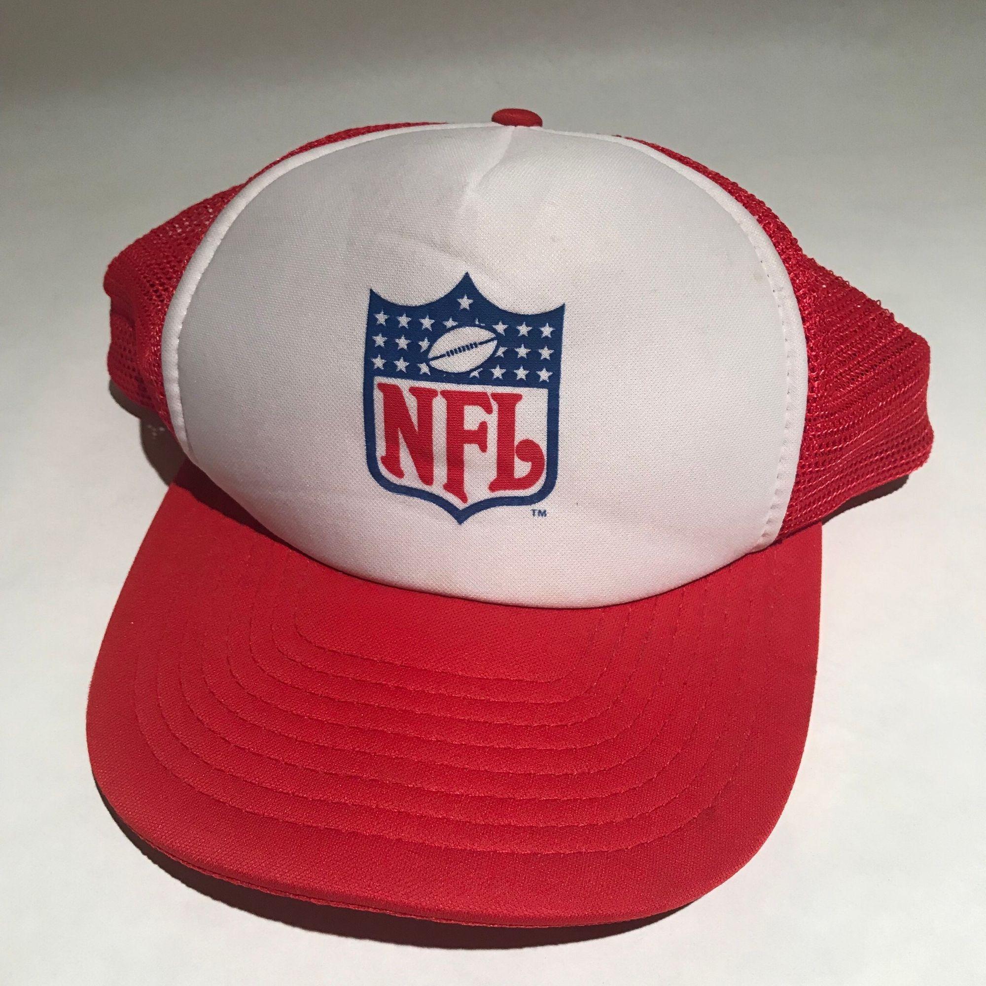Red Plain Logo - TopNotch Vintage - NFL Plain Logo Snapback Mesh