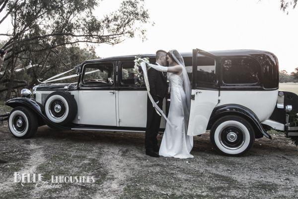 REO Speedwagon Car Logo - REO SpeedWagon Vintage Limo | Belle Classic Wedding Cars