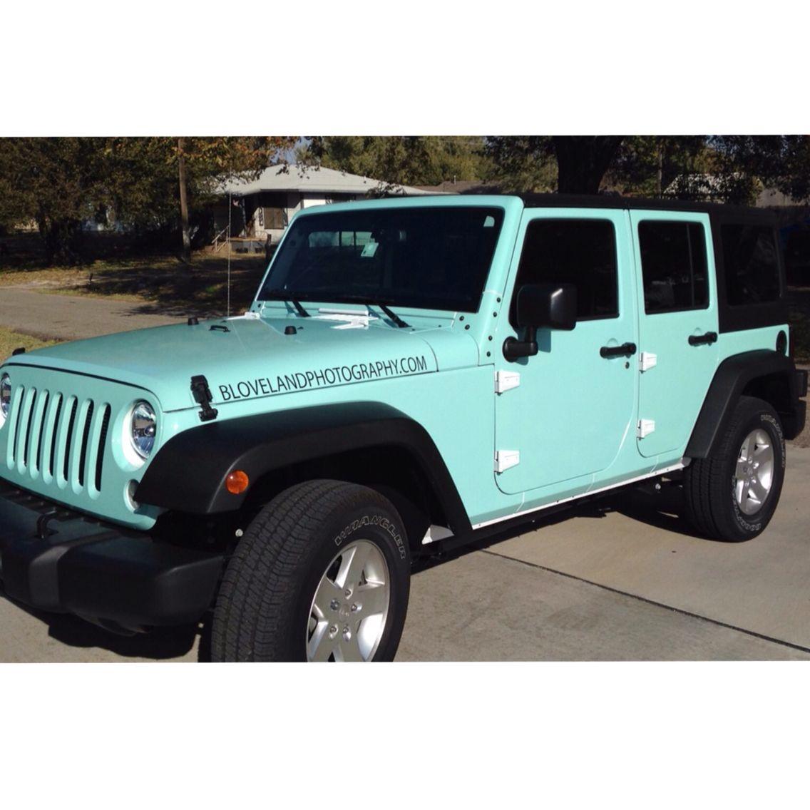 Girly Jeep Logo - has a new turquoise blue jeep. Cute