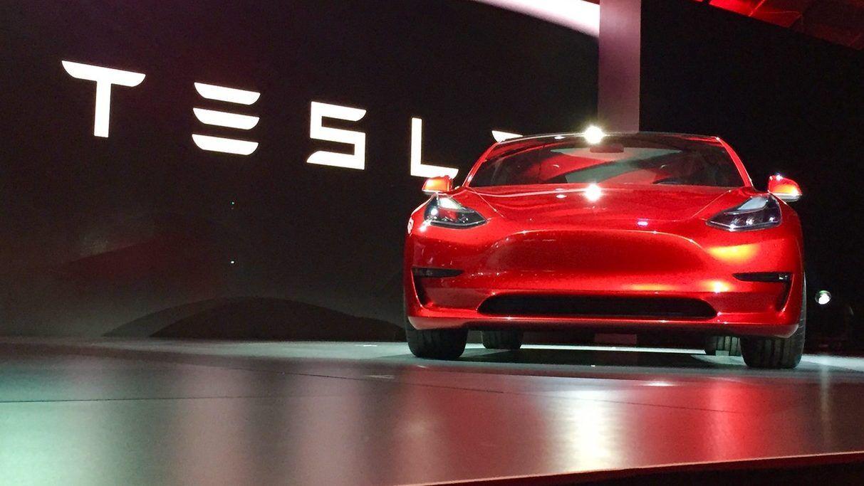 Sexy Car Logo - The Tesla Model 3 is here and it's ridiculously sexy