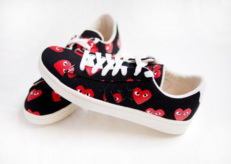 CDG Converse Logo - Exclusive First Look: Comme des Garçons PLAY for Converse Pro