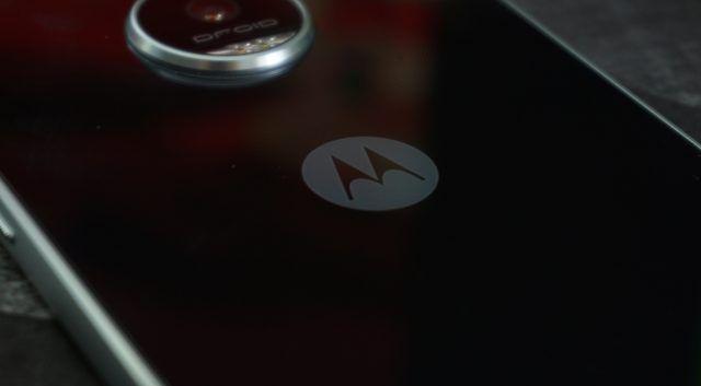 Motorola Cell Phone Logo - Motorola almost completely gutted by Lenovo following new round of ...