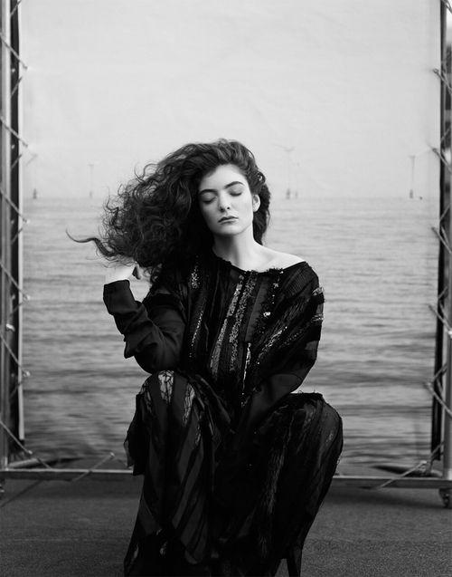 Lorde Black and White Logo - Image about black and white in LORDE
