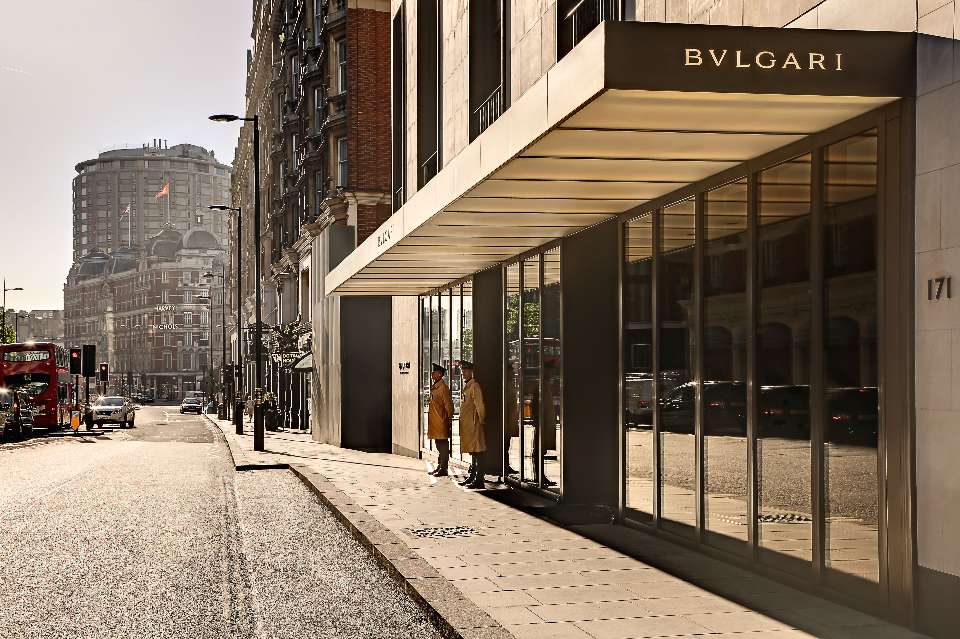 Bvlgari Hotel Logo - Luxury 5 stars hotel in London | Bvlgari Hotel London