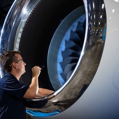 Pratt Canada Logo - Pratt & Whitney Canada Salaries | Glassdoor.ca