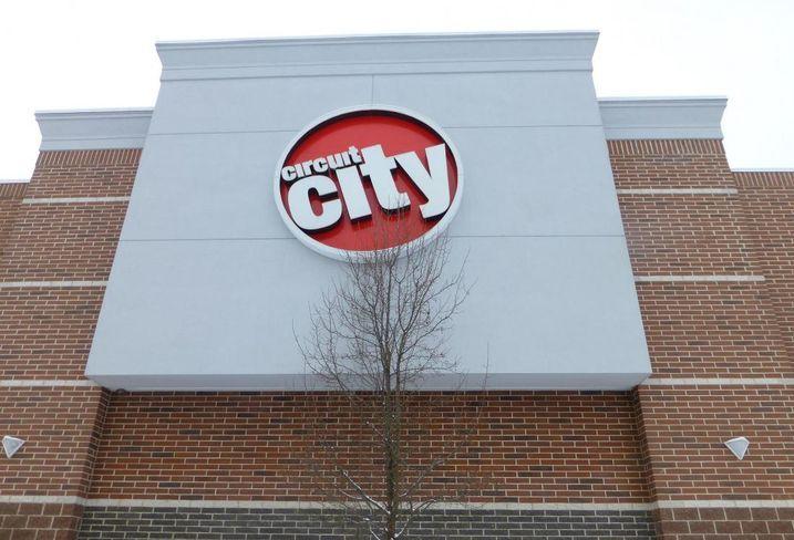 Circuit City the City Logo - Circuit City Is Coming Back From The Dead, But Not Just Yet