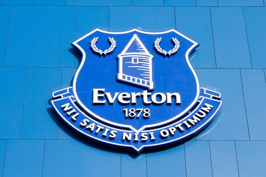 Everton Logo - Discover the History and Symbolism of the Everton Crest